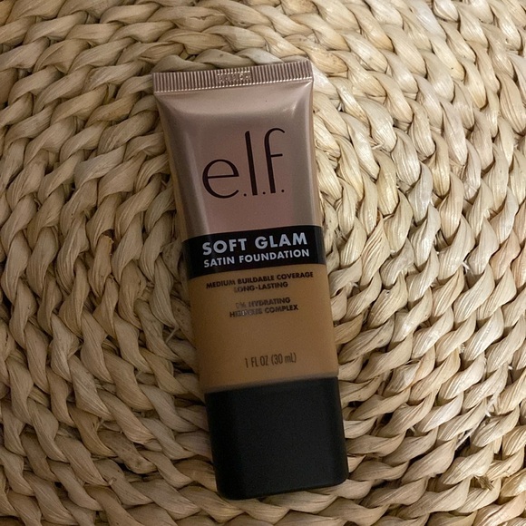 e.l.f. Soft Glam Satin Foundation 41 Tan Neutral - Picture 15 of 16